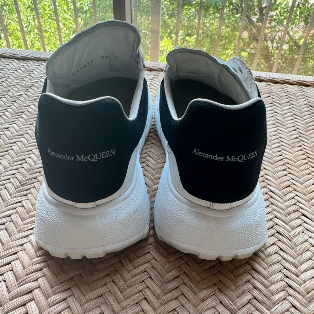 Alexander McQueen Sneakers - Size 36 - Picture 5 of 11